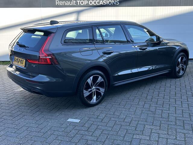 Volvo V60 CROSS COUNTRY 2.0 T5 AWD Pro | Automaat | Leder | Winter Pack