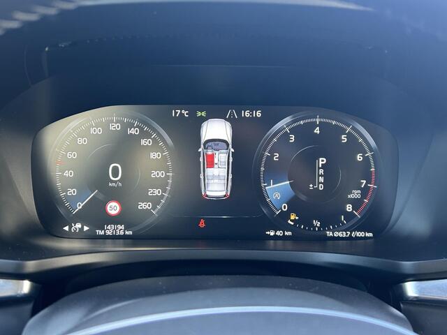 Volvo V60 CROSS COUNTRY 2.0 T5 AWD Pro | Automaat | Leder | Winter Pack