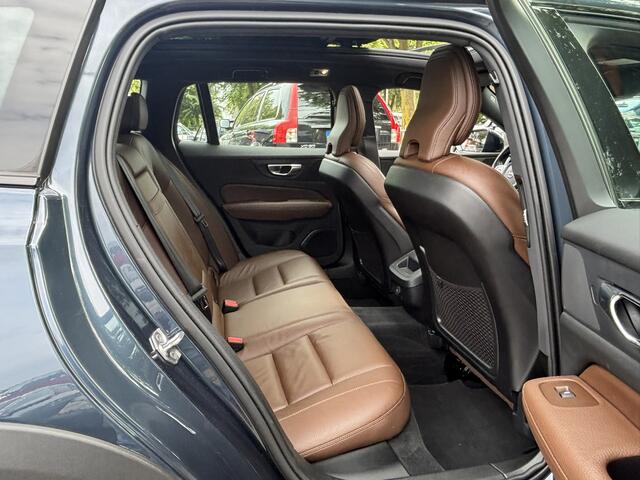 Volvo V60 CROSS COUNTRY 2.0 B5 AWD Pro Panorama dak Keyless On call
