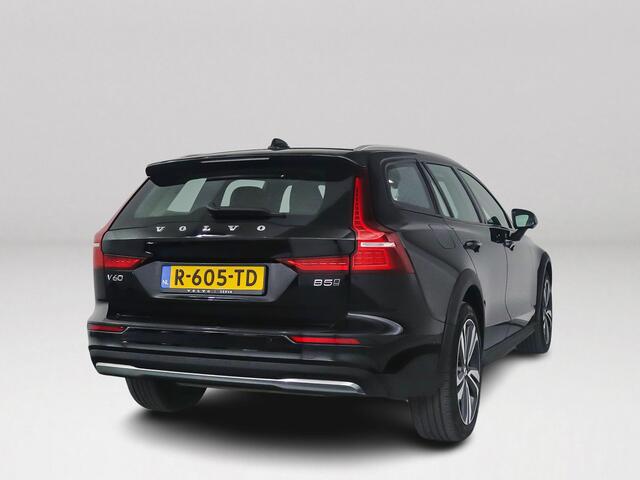 Volvo V60 CROSS COUNTRY B5 AWD Ultimate | Panoramadak | 360° camera | Head-up display | Harman Kardon | Stoel- en Stuurverwarming