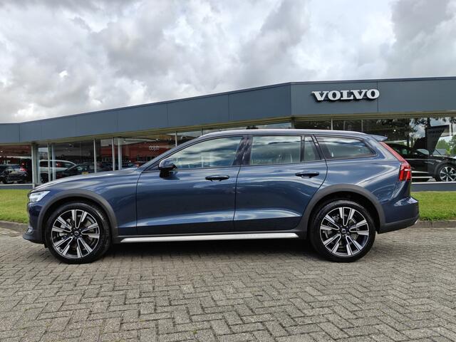 Volvo V60 CROSS COUNTRY B5 251PK AWD Pro | Trekhaak | Adapt. Cruise | Stoelventilatie | Panodak