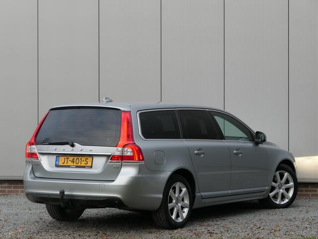 Volvo V70 T4 AUT Polar 12 MND garantie Navi / Xenon / Trekhaak / Bluetooth
