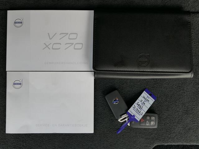 Volvo V70 T4 AUT Polar 12 MND garantie Navi / Xenon / Trekhaak / Bluetooth