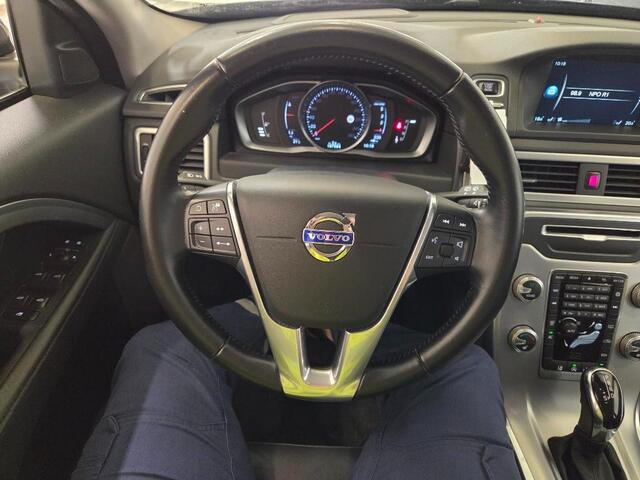 Volvo V70 2.0 D3 DYNAMIC ED.