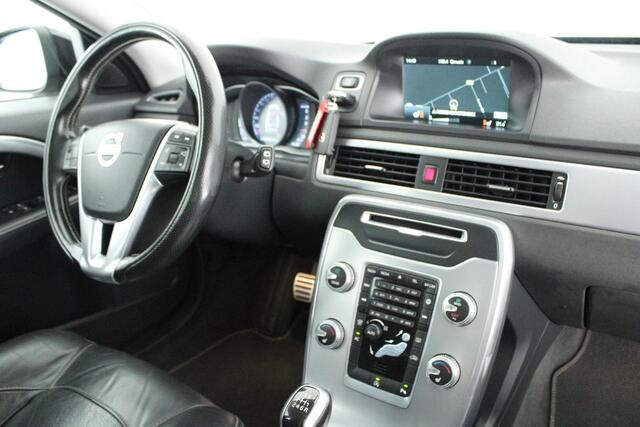 Volvo V70 2.0 D3 Dynamic Edition 150pk Leder Xenon Navigatie Trekhaak Sportstoelen Stoelverwarming