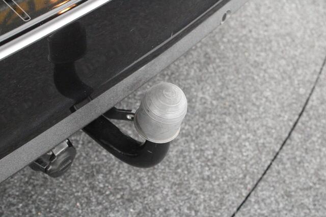 Volvo V70 2.0 D3 Dynamic Edition 150pk Leder Xenon Navigatie Trekhaak Sportstoelen Stoelverwarming