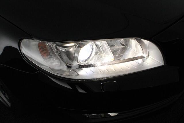 Volvo V70 2.0 D3 Dynamic Edition 150pk Leder Xenon Navigatie Trekhaak Sportstoelen Stoelverwarming