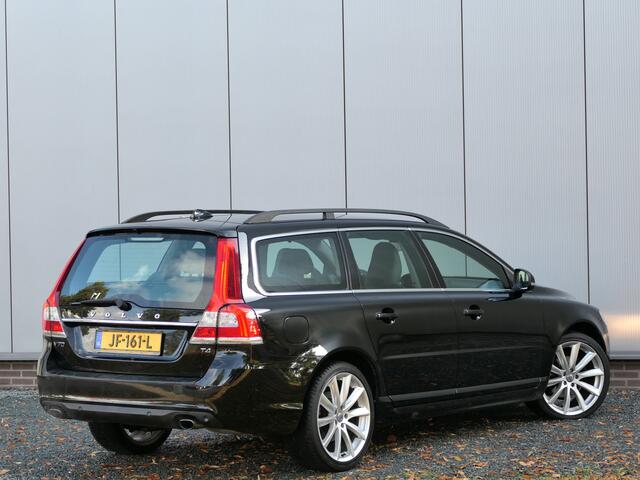 Volvo V70 2.0 T4 Polar Cruise Control / Bluetooth / Leer