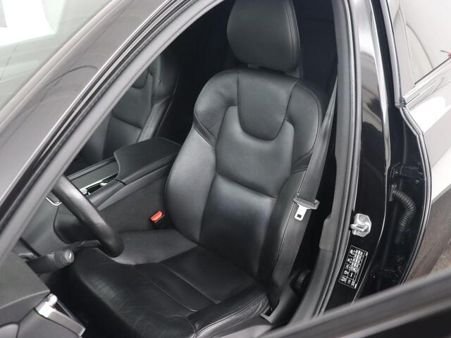 Volvo V90 2.0 D3 Momentum | Leder | Stoelverwarming | Carplay | Adaptive cruise | Navigatie | 20'' | Dodehoek detectie | Full LED | Parkeerhulp | Digital Cockpit