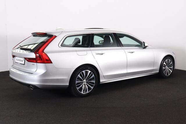 Volvo V90 T4 Momentum Pro - Panorama/schuifdak - IntelliSafe Assist & Surround - Adaptieve LED koplampen - Parkeercamera achter - Verwarmde voorstoelen, stuur & achterbank - Parkeersensoren voor & achter - Elektr. bedienb. bestuurdersstoel met geheugen - Standkache