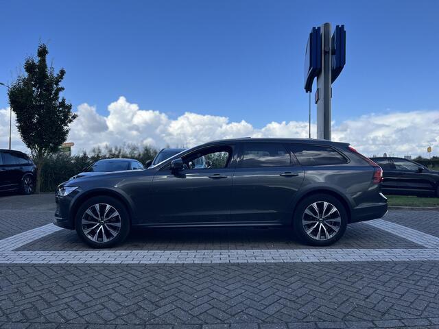 Volvo V90 Cross Country 2.0 B5 AWD Pro