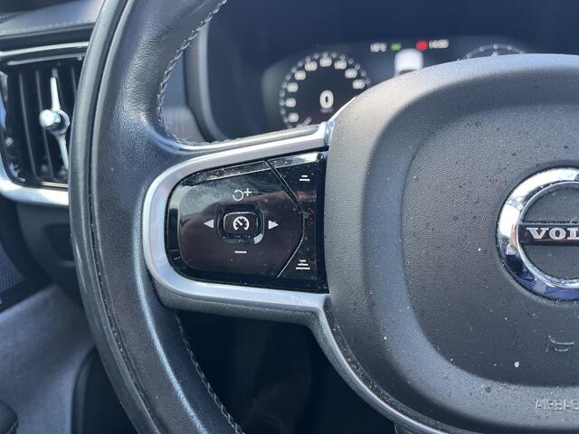 Volvo V90 Cross Country 2.0 B5 AWD Pro