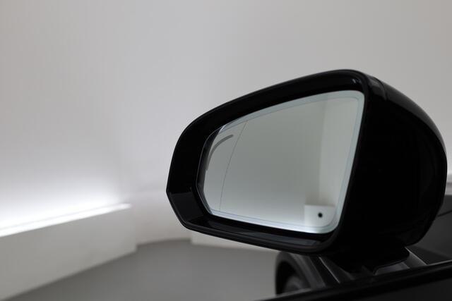 Volvo V90 T8 Recharge Ultra Dark | Luchtvering | Pano | HUD | Elek. Trekhaak | Harman Kardon | Memory seats