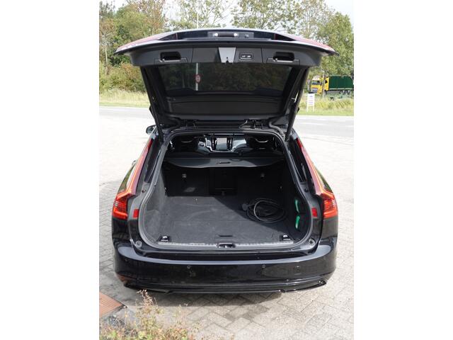 Volvo V90 2.0 T8 AWD R-Design BOWERS & WILKINS | PANO | LEER | 360° CAM | PILOT