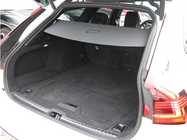 Volvo V90 2.0 T6 AWD R-Design I Trekhaak I Leder I Elektrische stoelverste