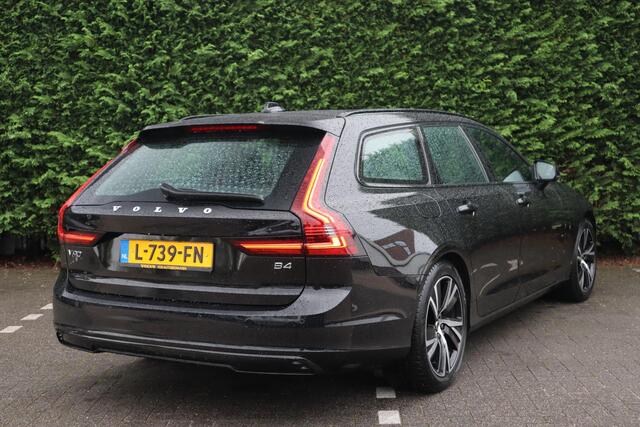 Volvo V90 2.0 B4 R-Design | 360-camera | Schuif/kanteldak | Elektrische voorstoelen |