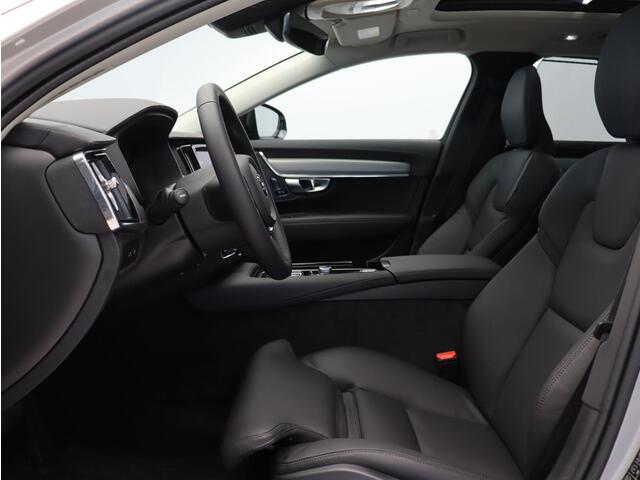 Volvo V90 T6 AWD Recharge Plus Dark / Panoramisch Dak / Luchtvering / 20" / 360 camera / Alarm