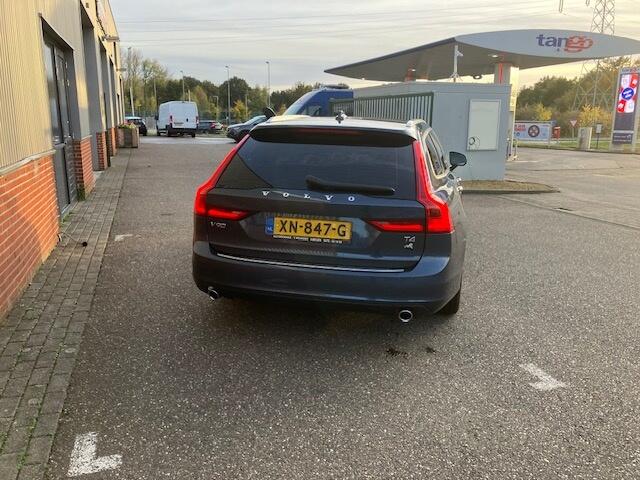 Volvo V90 2.0 T4 Momentum