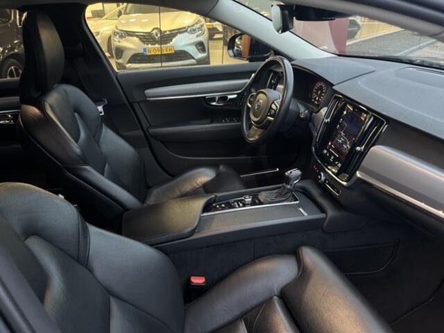 Volvo V90 2.0 T4 Momentum Pro AUT. | PANO | MEMORY | 18'' | TREKHAAK