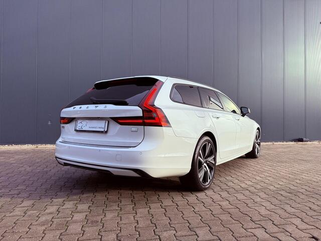 Volvo V90 2.0 T8 AWD R-Design luchtvering / B&W / Pano / HUD