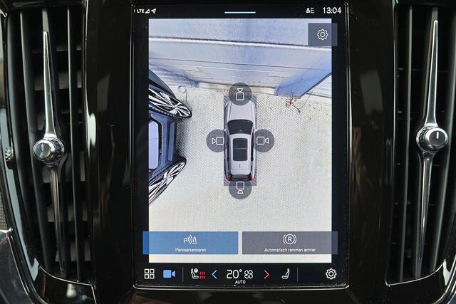 Volvo V90 T6 Recharge AWD Plus Dark - IntelliSafe Assist & Surround - 360º Camera - Harman/Kardon audio - Adaptieve LED koplampen - Verwarmde voorstoelen, stuur & achterbank - Parkeersensoren voor & achter - Elektr. bedienb. voorstoelen met geheugen - Extra getint