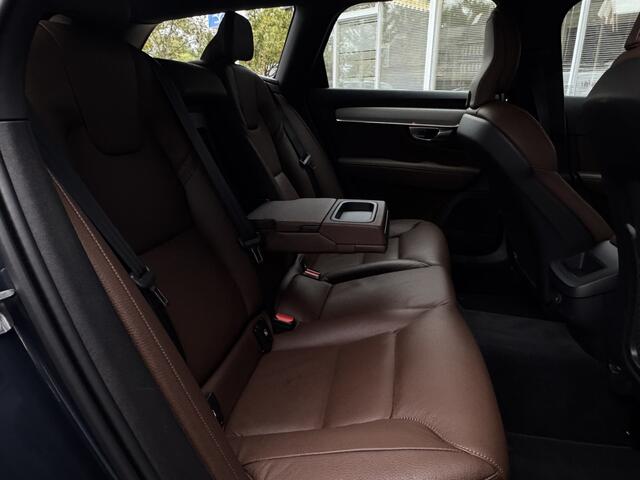 Volvo V90 2.0 B4 Business Pro GRATIS Afleverpakket! | Uitklapbare Trekhaak | Adaptive Cruise Control |