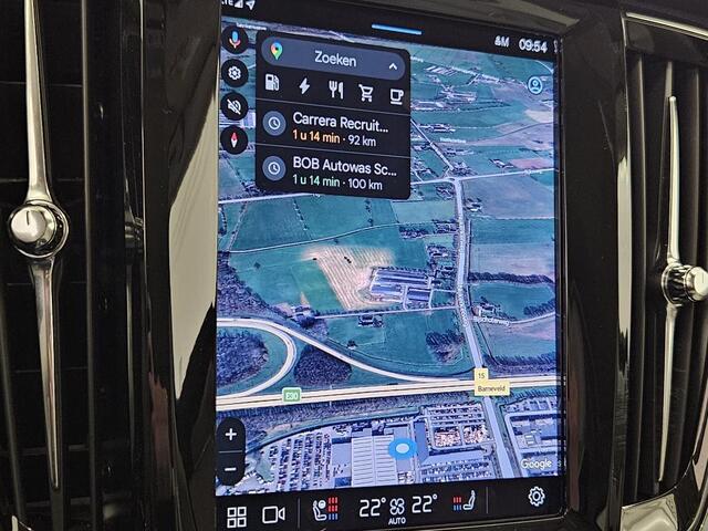 Volvo V90 2.0 T8 Plug-in hybrid AWD Ultimate Dark | 360° Camera | Massage | Luchtvering | Trekhaak | 20"lm velgen | Bowers & Wilkens | Adaptieve cruise | Panoramadak | Gelaagd glas | Geventileerd leer |