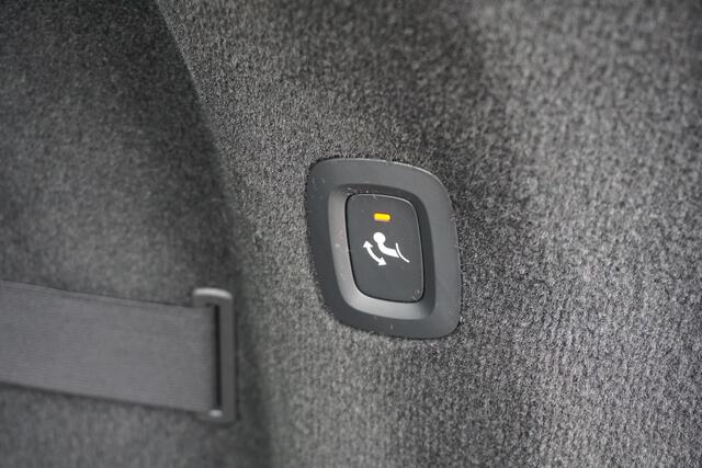 Volvo V90 2.0 T6 Plug-in hybrid AWD Plus Dark | Long Range || DAB+| elektr. verstelbare bestuurderstoel | Leder | Volvo on Call | Trekhaak | Stoelverwarming | 360° Camera | Keyless entry/drive | Schuif/kantel panoramadak |