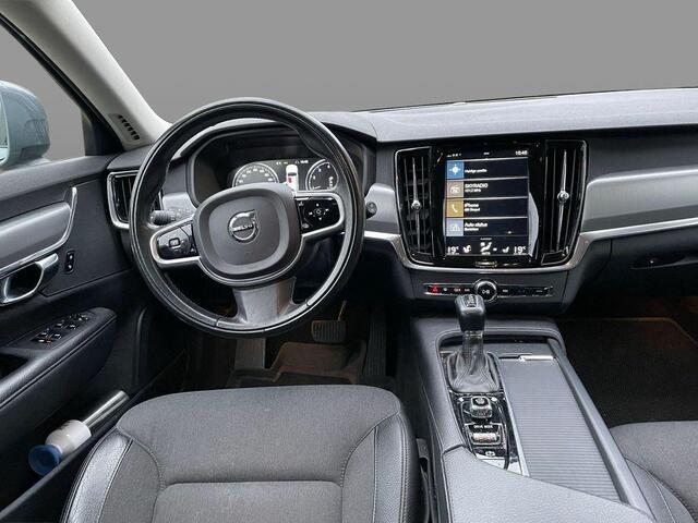 Volvo V90 Cross Country T5 250 pk AWD Automaat | Trekhaak 2400kg | Stoel- en stuurverwarming | Standkachel | Adaptive cruise control | Verwarmbare achterbank | Actieve LED koplampen | Gelamineerde zijruiten | Navigatie | Apple Carplay / Android Auto | DAB+ radio | 