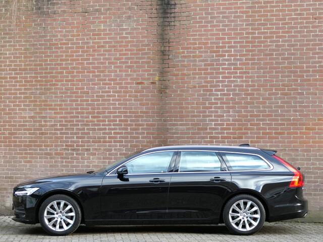 Volvo V90 T4 AUT Momentum 12MND garantie / Trekhaak / BLIS / Pilo