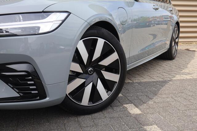 Volvo V90 T6 Recharge AWD Ultimate Dark | Luchtvering | Panoramadak | BTW auto