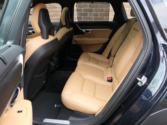 Volvo V90 Cross Country 2.0 T5 Pro Panoramadak / Head-up display / Parkeer camera