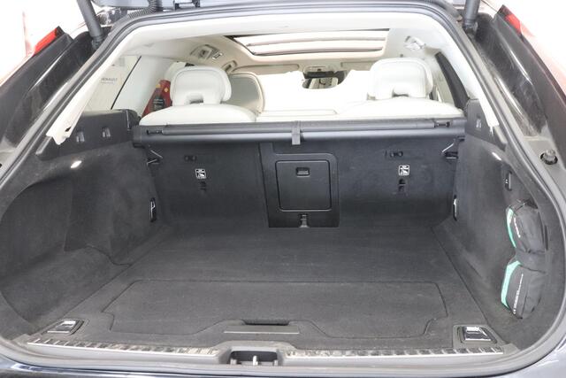 Volvo V90 B4 Ultimate Bright | Panoramadak | Nappa Leder | Harman Kardon | 360° Camera | Memory |