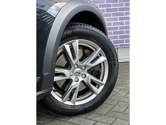 Volvo V90 Cross Country 2.0 T5 | AWD | BLIS | Adaptieve Cruise Control | Leder | Stoelverwarming | Parkeer Camera | Keyless Entry | Dimmende Spiegels |