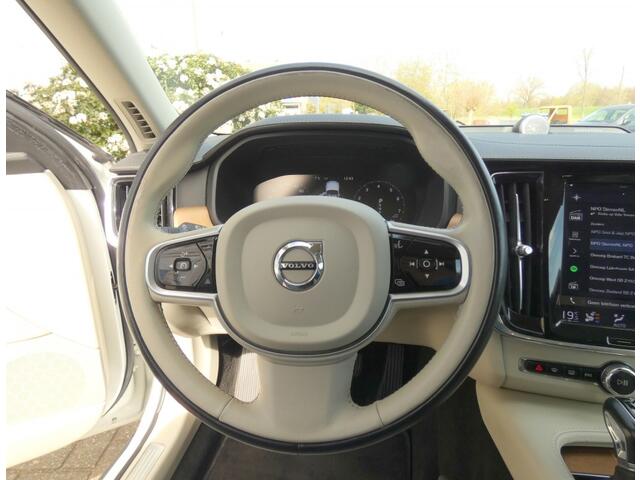 Volvo V90 2.0 T5 INSCRIPTION,BenW,ACC,Massage,Trhaak,Parelmoer