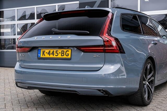 Volvo V90 2.0 B4 R-Design | Panorama | Bowers & Wilkins | Head-Up | 360 Camera | Trekhaak | 20' Inch |