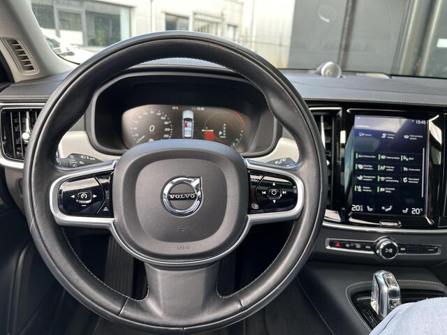 Volvo V90 2.0 T8 AWD Inscription | DEALERONDERHOUDEN | 1e Eigenaar | 20" | B&W Audio | PANO | Trekhaak | Massage | Stoelverkoeling |