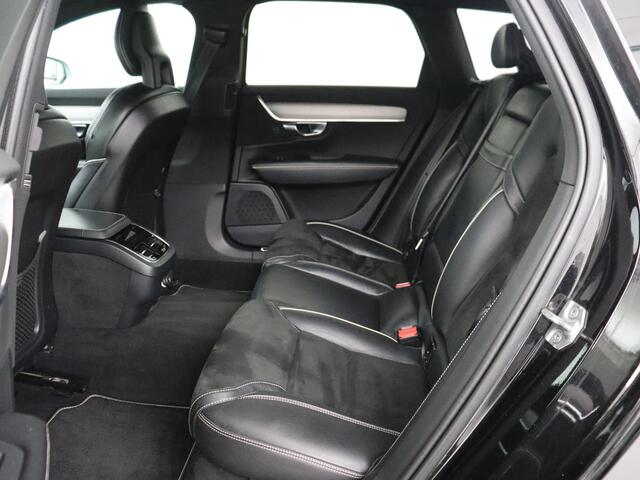 Volvo V90 2.0 T4 R-Design | Trekhaak | Leder/Alcantara | Stoelverwarming | Adaptive cruise | Camera | Carplay | Keyless | Side Assist | Navigatie | Climate control | Sportstoelen | Getint glas