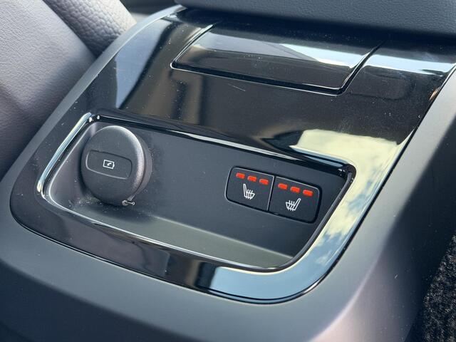 Volvo V90 2.0 T6 Plug-in hybrid AWD Ultra Dark 360 camera/ intellisafe/ schuifdak/climate/ head up display/ trekhaak