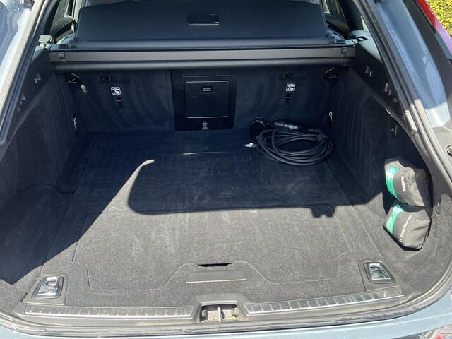 Volvo V90 T6 AWD R-Design