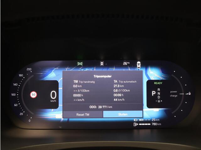 Volvo V90 T6 AWD Plug-in hybrid Ultra Dark Trekhaak / Pan. dak / 360 camera/ Head up display/ Harman Kardon / 20" / Stoel+stuur+achterbankverwarming