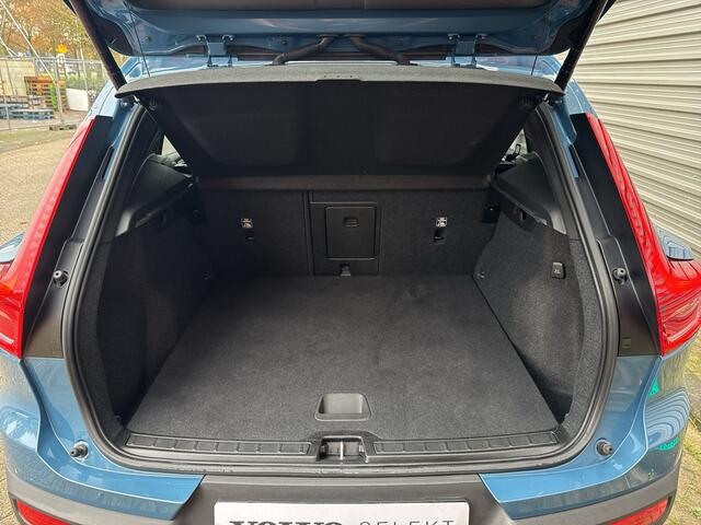 Volvo XC40 T5 262PK Plug-in hybrid Ultimate Dark | 360 Camera | 20" | Panoramadak |