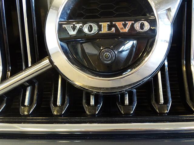 Volvo XC40 1.5 T3 Inscription | ACC | Panoramadak | 360 Kamera | Harman Kardon Audio