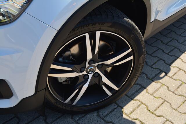 Volvo XC40 1.5 T4 Recharge R-Design | ACC | Camera | DAB |