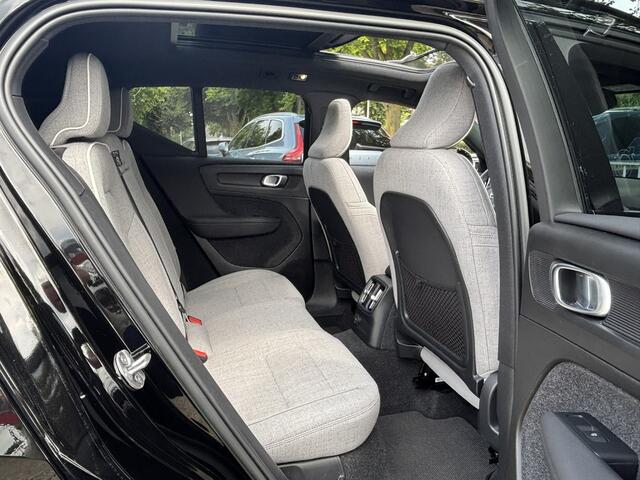 Volvo XC40 T4 Recharge Ultimate Dark Pano Tailored Wool ACC