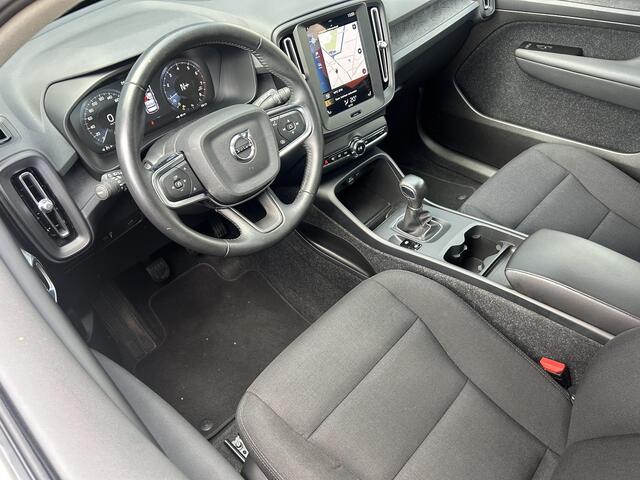 Volvo XC40 1.5 T2 Momentum | Trekhaak | El.achterklep | Stoelverwarming | Apple Carplay | Prijs is rijklaar