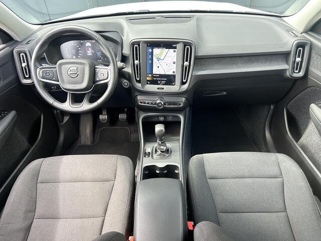 Volvo XC40 1.5 T2 Momentum | Trekhaak | El.achterklep | Stoelverwarming | Apple Carplay | Prijs is rijklaar
