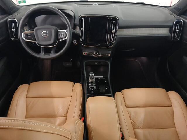 Volvo XC40 1.5 T4 Recharge Inscription | Adaptive Cruise Control | Trekhaak | Navigatie | Achteruitrijcamera | Climate Control | Lederen Bekleding | Stoelverwarming