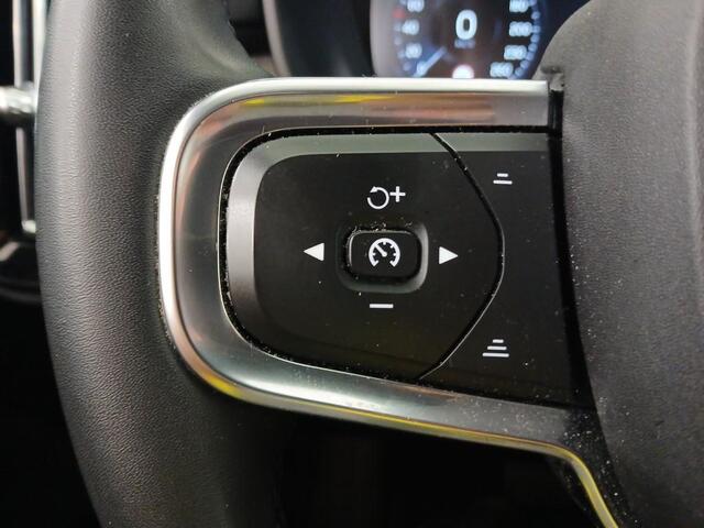 Volvo XC40 1.5 T4 Recharge Inscription | Adaptive Cruise Control | Trekhaak | Navigatie | Achteruitrijcamera | Climate Control | Lederen Bekleding | Stoelverwarming