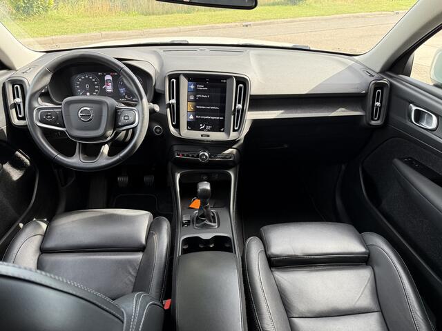 Volvo XC40 1.5 T2 Business Pro ** Camera ** Leder ** Trekhaak 1.600kg trekgewicht!